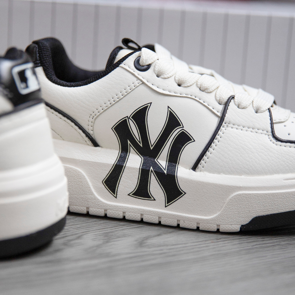 Giày MLB Chunky Liner NY Màu Đen Chính Hãng