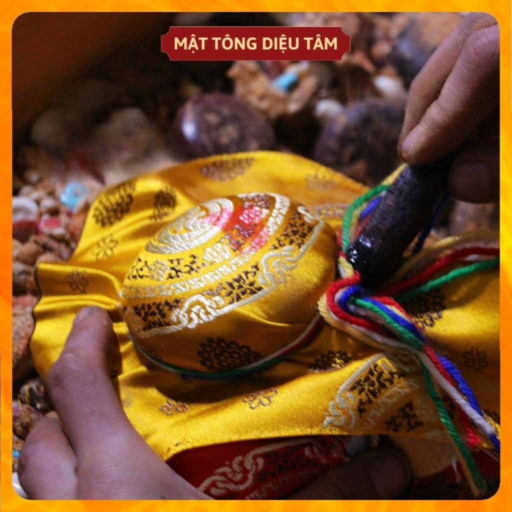 Bảo Bình Hoàng Thần Tài - Bình Tài Bảo Chiêu Tài Lộc đã gia trì đồ thờ cúng ban thần tài - shop Mật Tông Diệu Tâm