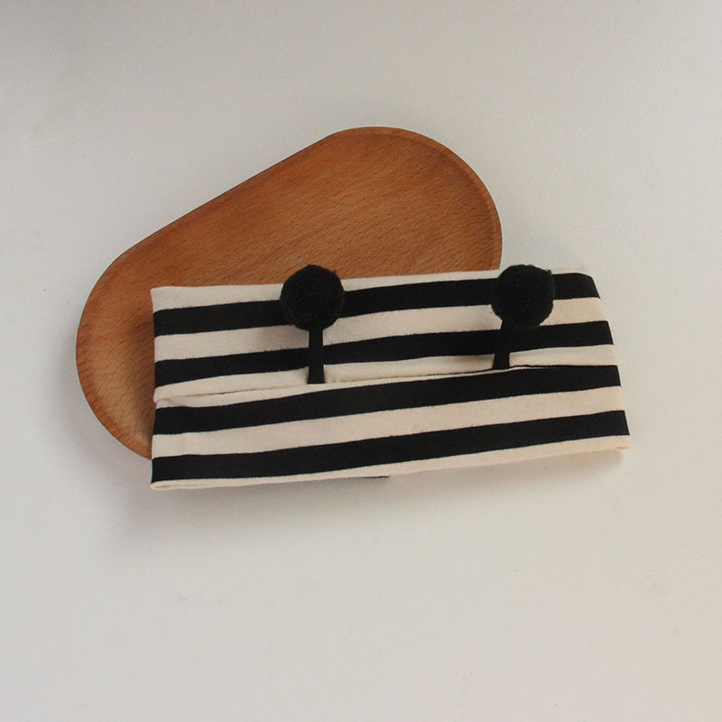 Turban sọc con ong dễ thương cho bé