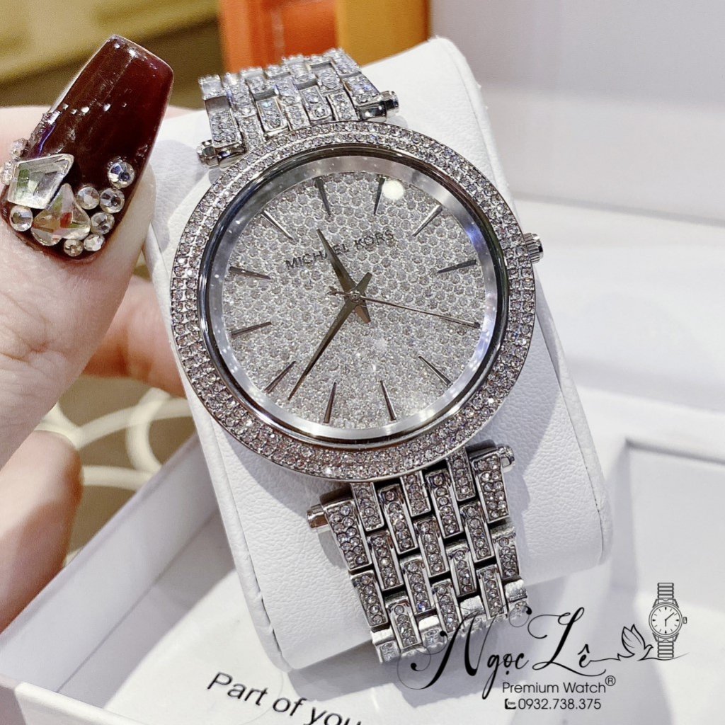 Đồng Hồ Nữ Michael Kors MK3779 Dây Kim Loại Màu Bạc 39mm