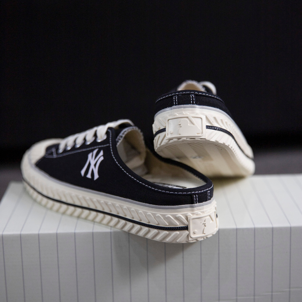 Giày MLB Playball Origin Mule màu Đen Chính Hãng