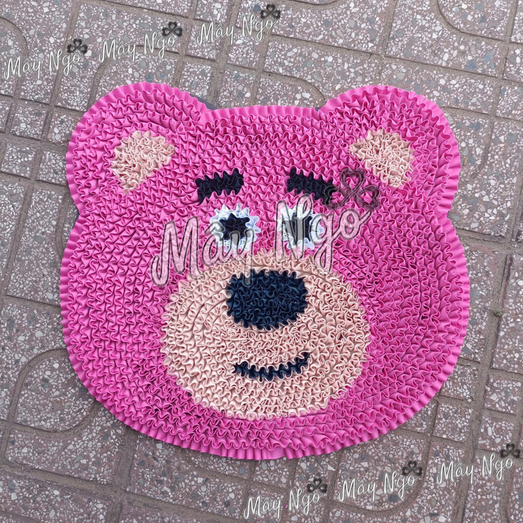 Thảm lau chân mặt gấu dâu lotso