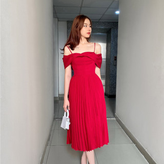 Đầm dự tiệc nữ dài dáng xòe thiết kế bẹt vai dập ly màu đỏ vải cotton tuyết cao cấp Callene (L1830)