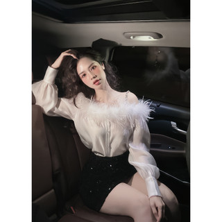 Lisa Top - Áo tơ Hàn cao câp , gắn lông đà điểu thật