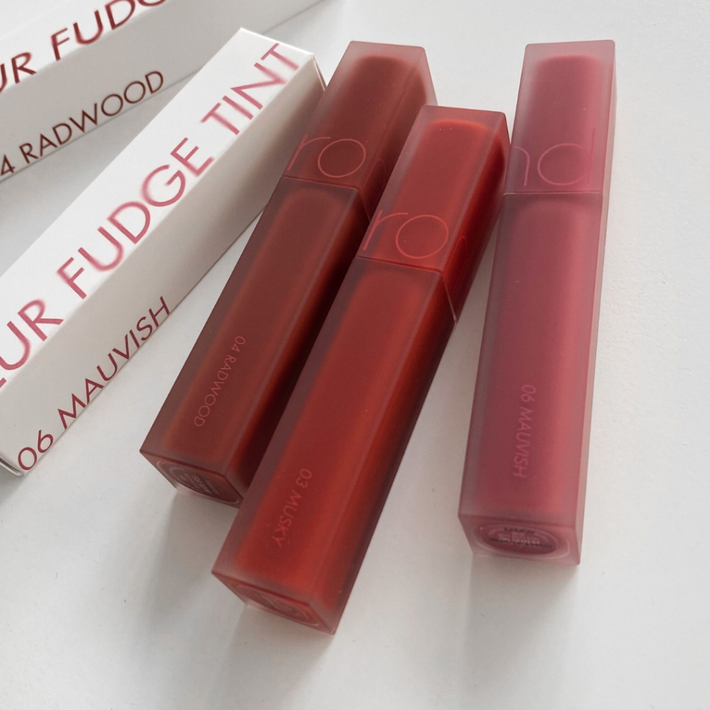 Son Kem Lì, Lên Màu Chuẩn, Mịn Môi Romand Blur Fudge Tint 5g