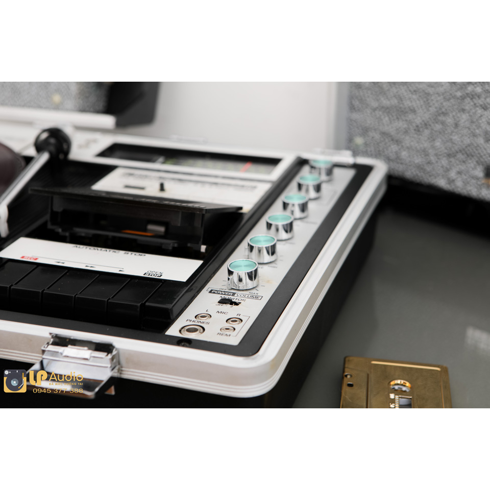 Vali Cassette Đĩa Than Crown