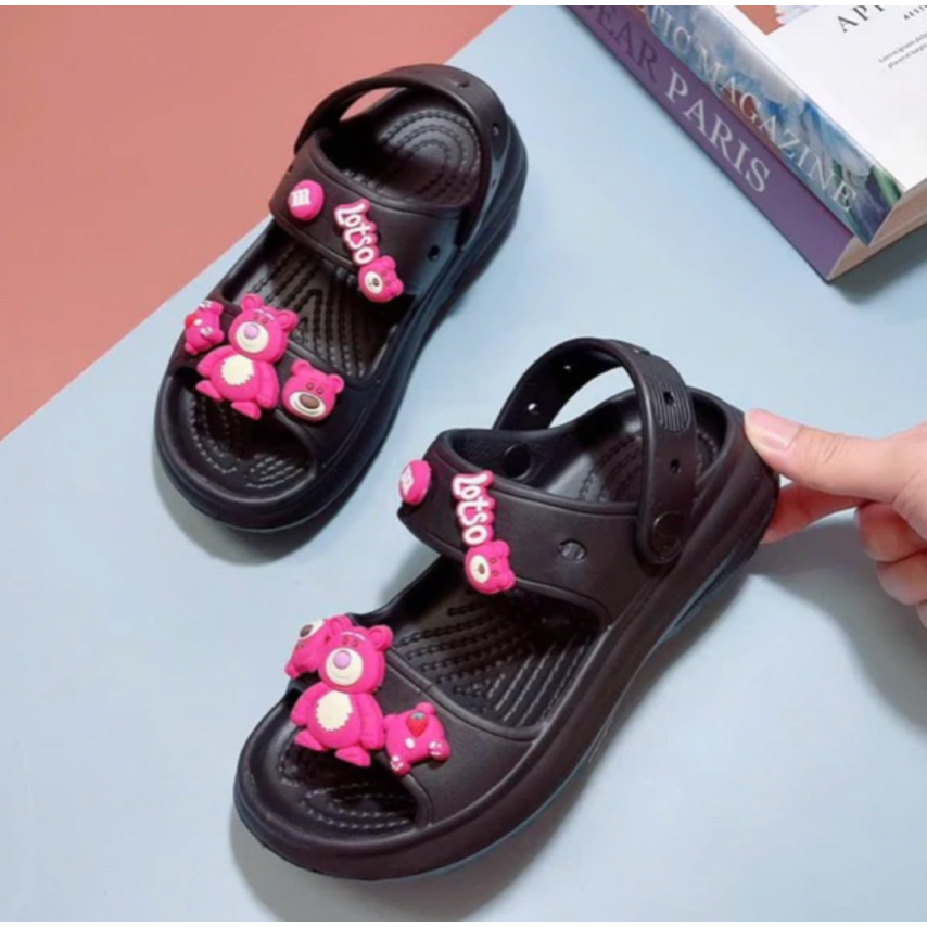 Dép sandal nữ hai quai đế cao kèm sticker GÂU DÂU dép quai hậu dễ thương