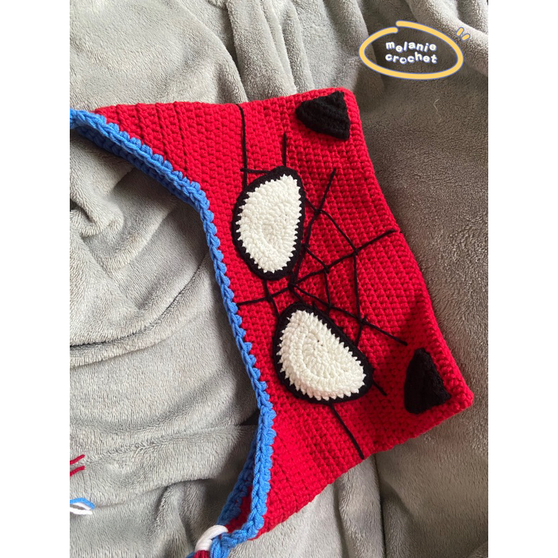 Mũ nhện 🕷️ nhưng mà nó là tai mèo 😼