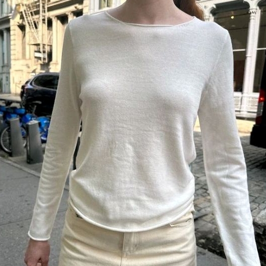 Áo thun tay dài Stella Sweater Brandy Melville