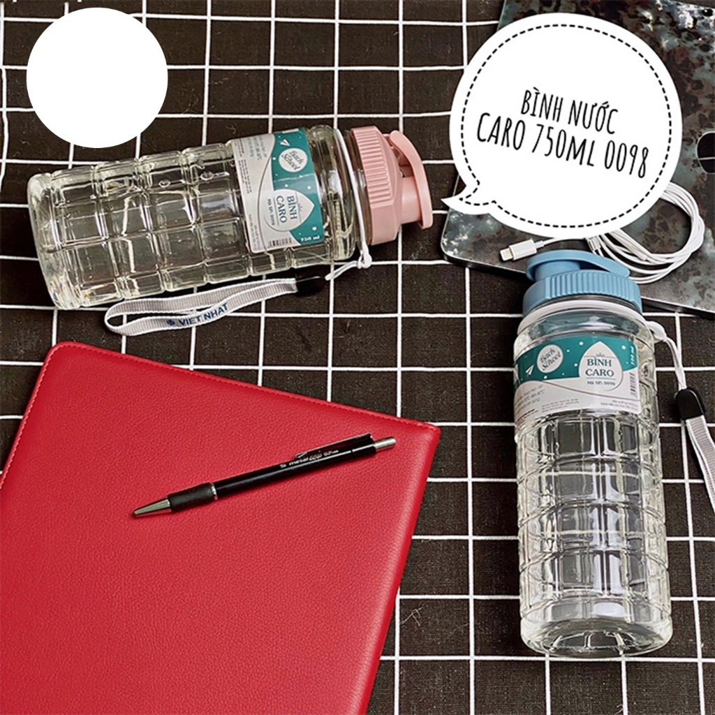 Bình nước học sinh kẻ caro 550ml/750ml/900ml Việt Nhật , Bình đựng nước thể thao có quai dù treo-kimbao