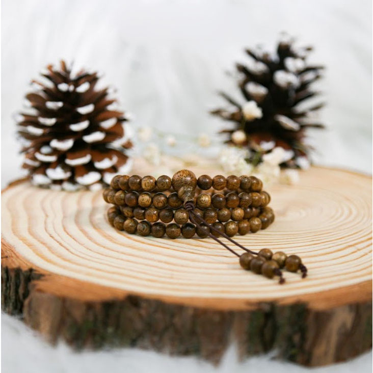 NHIỄU MẪU - Chuyên sỉ vòng tay Trầm hương 108 kết hợp charm bạc ta phủ vàng 24k