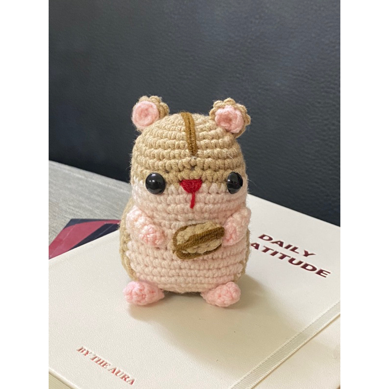 Móc khoá chuột hamster nhồi bông gặm hạt hướng dương trang trí siêu dễ thương a
