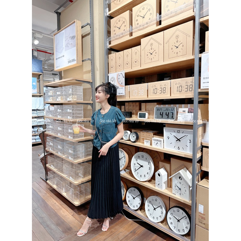 Áo Jean đính nút tay phồng xếp ly