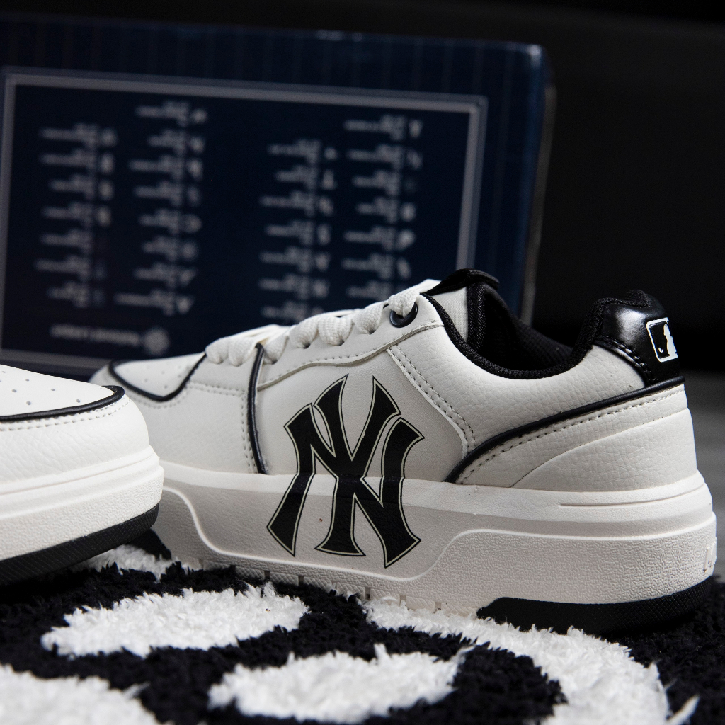 Giày MLB Chunky Liner NY Màu Đen Chính Hãng