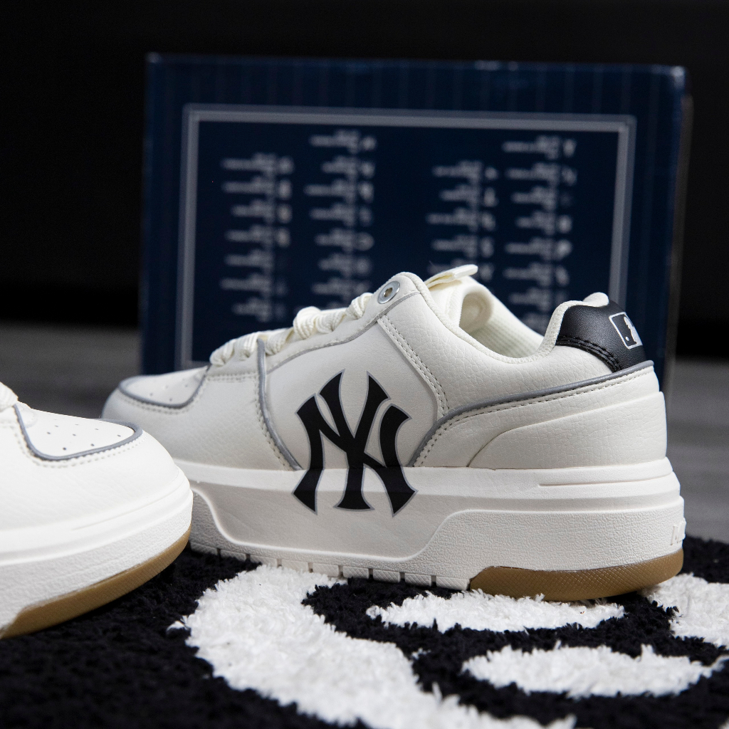Giày MLB Chunky Liner NY Trắng Phản Quang Chính Hãng
