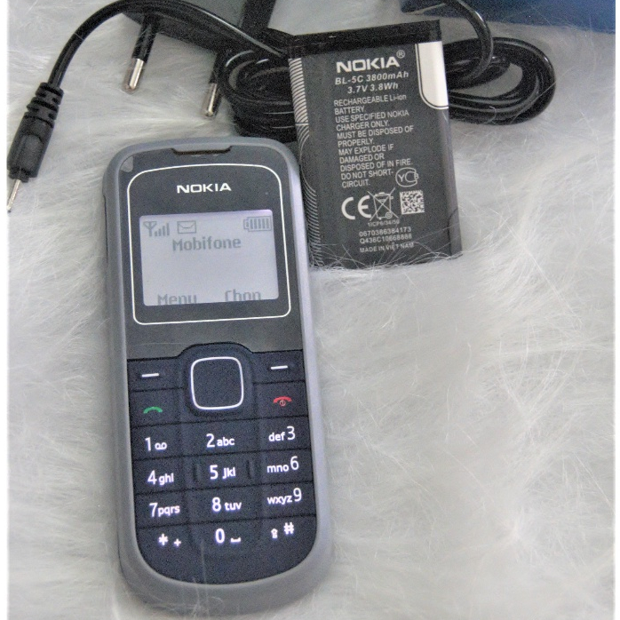 { BH 6 THÁNG } điện thoại đen trắng nokia 1202 Chính hãng { Loại màn Zin , Main Zin } BẢO HÀNH 1 ĐỔI 1 TRONG 2 THÁNG