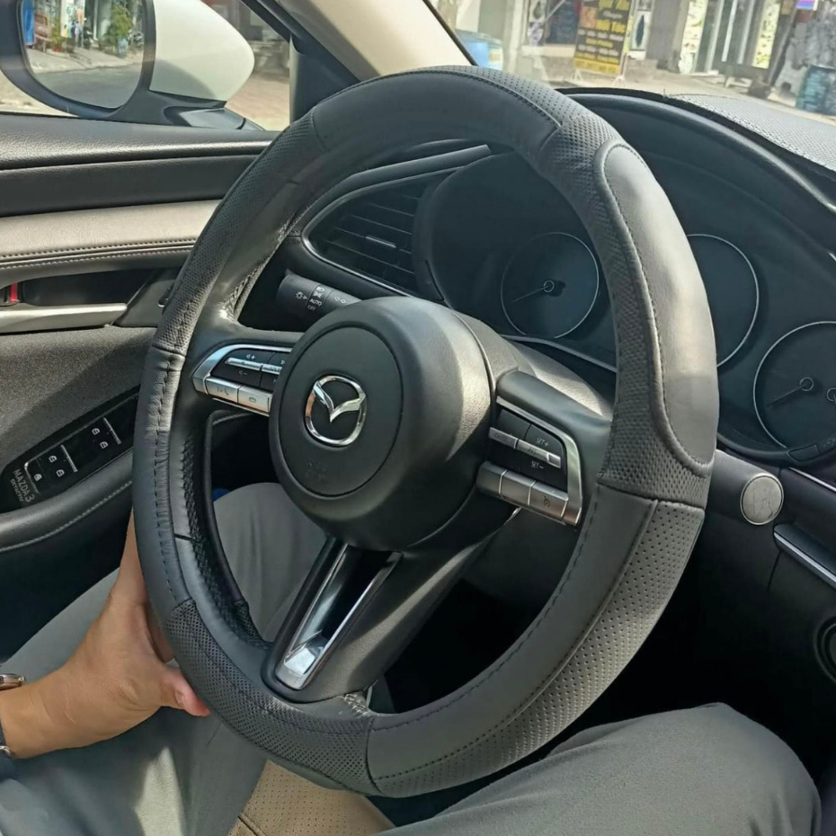 Bọc vô lăng tay lái ô tô xe hơi DA BÒ THẬT cao cấp dành cho xe 4 chỗ 5 chỗ 7 chỗ