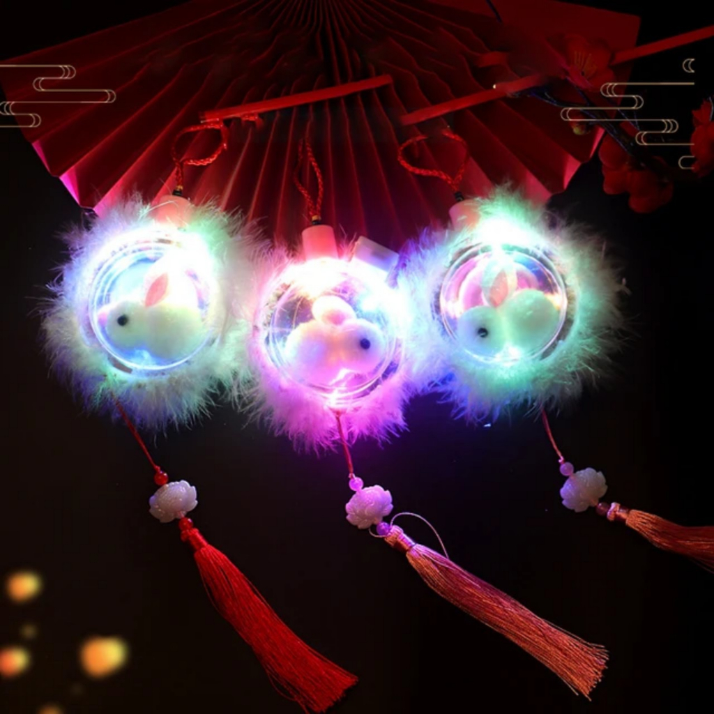 Đèn Lồng Thỏ Ngọc Cầm Tay Có Đèn Led Phát Sáng