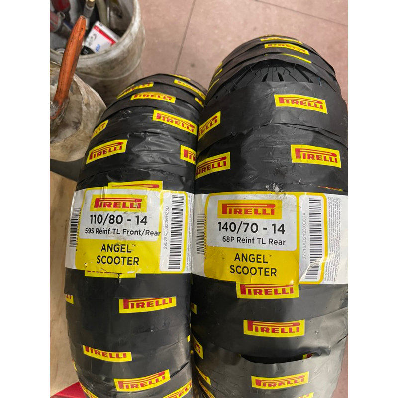 Lốp trước pirelly size 110/80-14 dành cho nvx