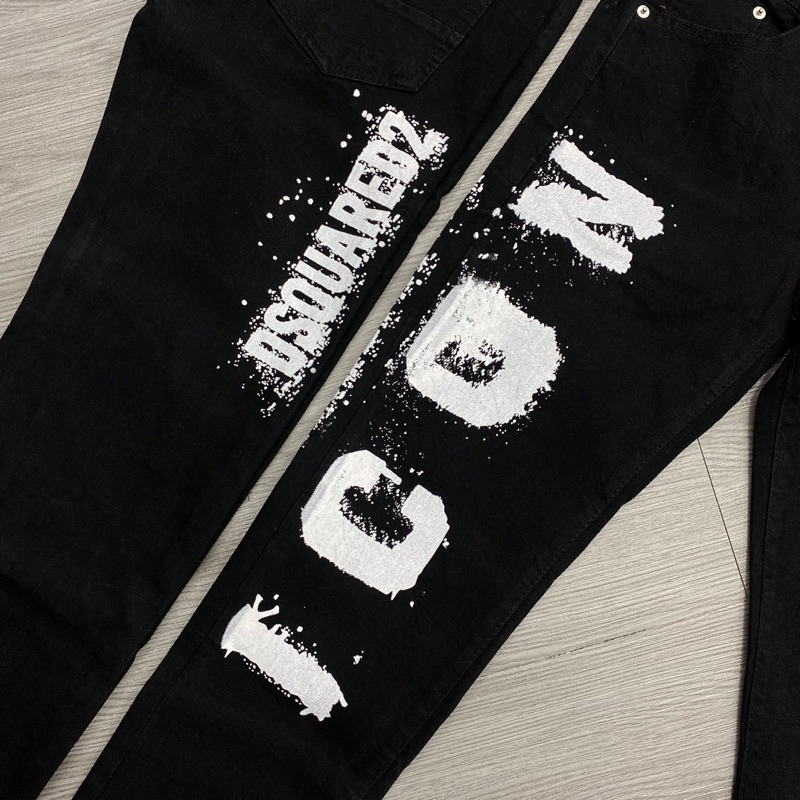 Quần jean dsq2 icon đen trơn chữ sơn icon trắng đơn giản không rách,quần bò icon chữ icon dọc đùi