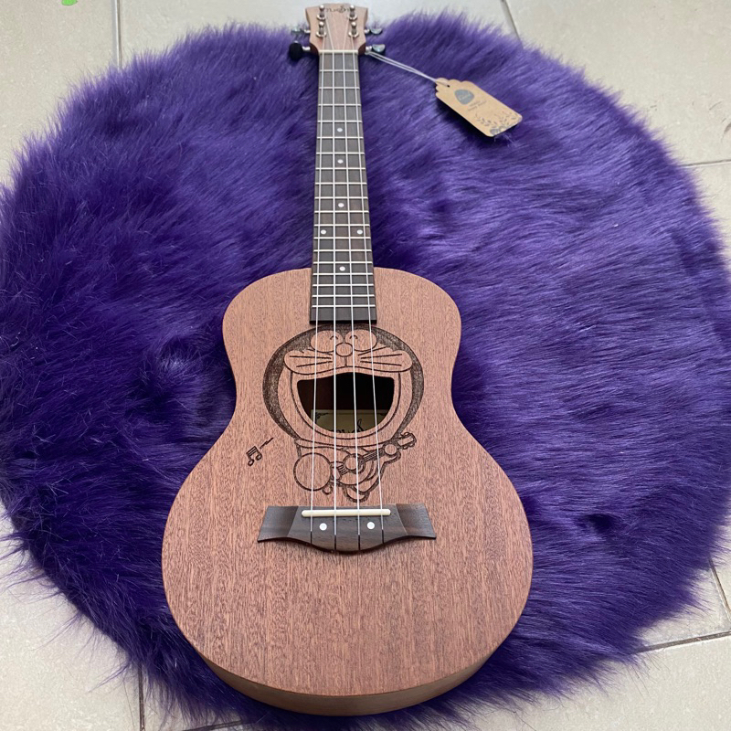 Đàn ukulele gỗ mahogany size concert, tenor - Kèm 4 phụ kiện bao dù, tài liệu, pick, sticker