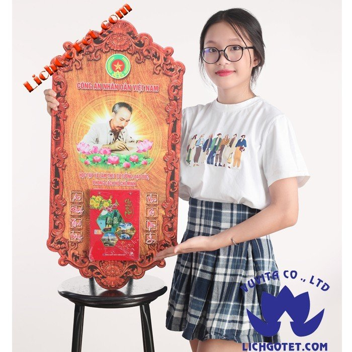 LỊCH GỖ TREO TƯỜNG BÁC HỒ CỜ ĐẢNG