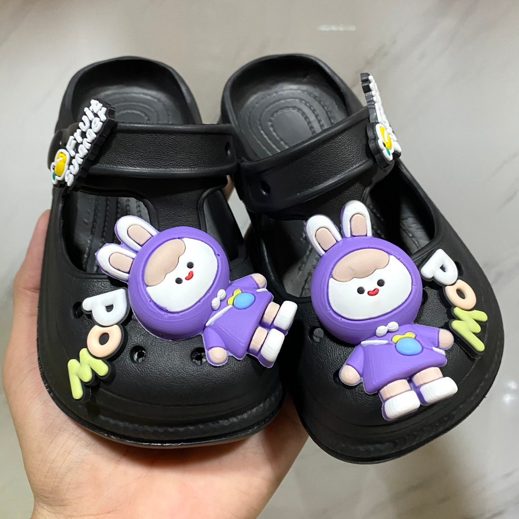 Dép Sục Crocs quai hậu cho bé gái bé trai đính kèm Full Sticker phong cách thời trang ulzzang dễ thương siêu nhẹ êm chân