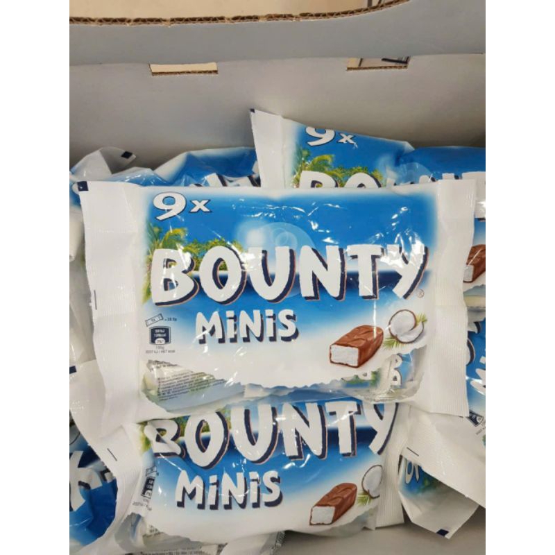 Sôcôla dừa Bounty date 6/24 , Snickers 6/24
