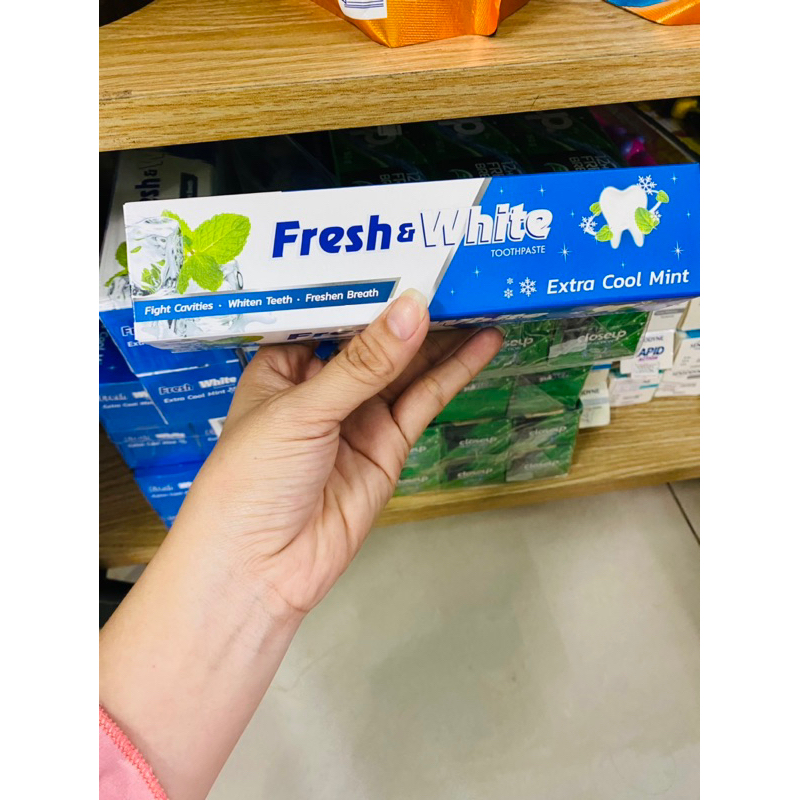 Kem đánh răng fresh white