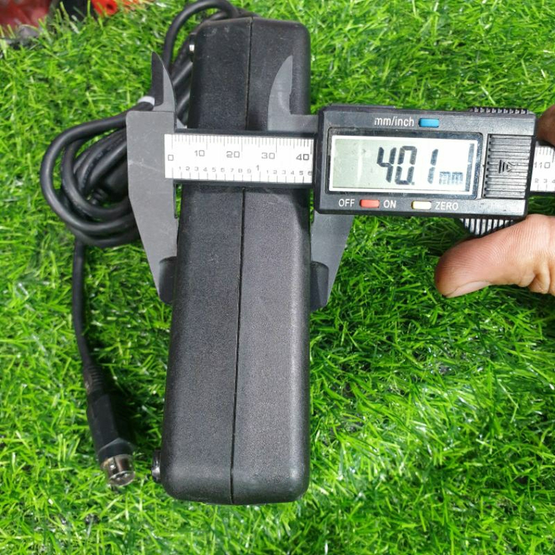 Nguồn 19v 19.5v 7.7A TOSHIBA, điện vào auto 100v ~ 240v
