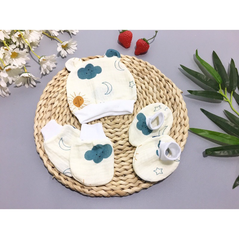 Set mũ ,bao tay,bao chân  sơ sinh chất vải xô nhăn mềm mịn thoáng mát cực tốt