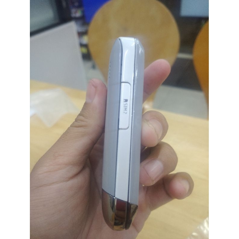 Điện thoại Nokia trượt C2-03 sưu tầm