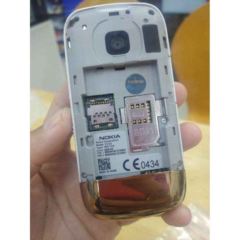 Điện thoại Nokia trượt C2-03 sưu tầm
