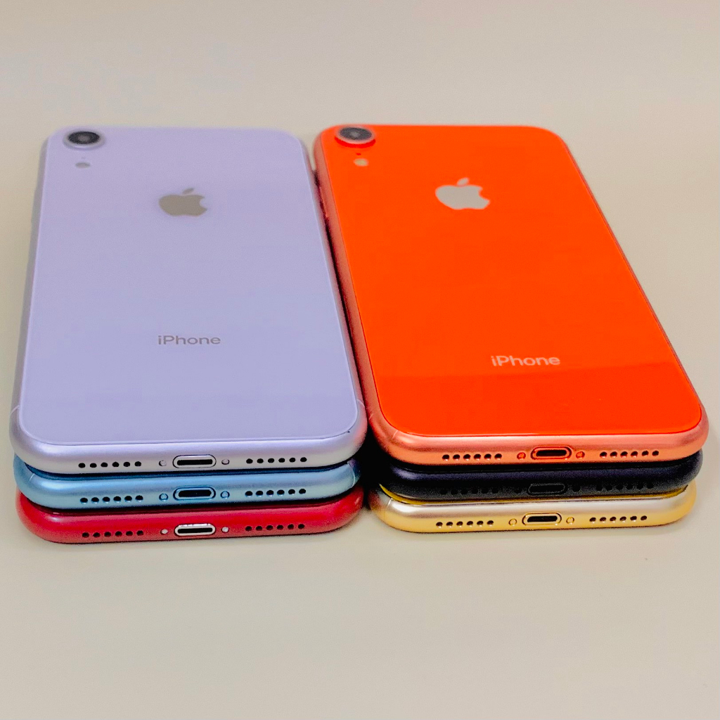 Mô hình trưng bày XR màu đen, đỏ, trắng, vàng, cam, xanh dương