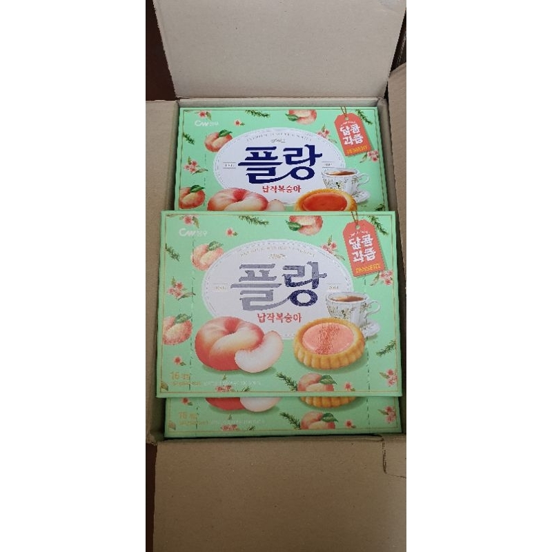 Bánh Quy CW Flan Nhân Đào Hàn Quốc Hộp 160gr