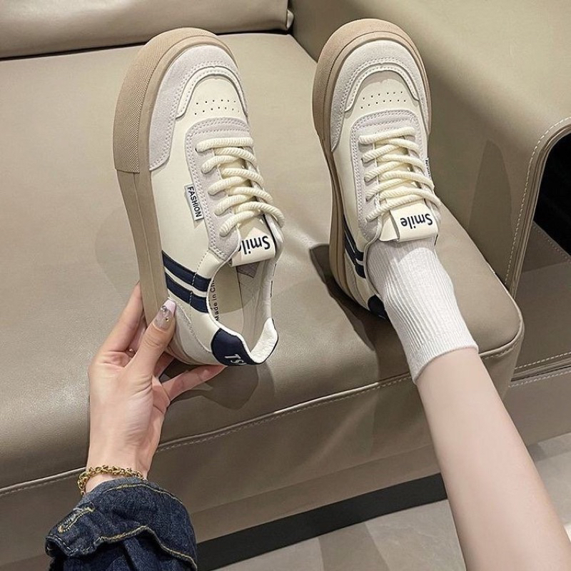 Giày thể thao 2 vạch sọc kiểu dáng trẻ trung hót