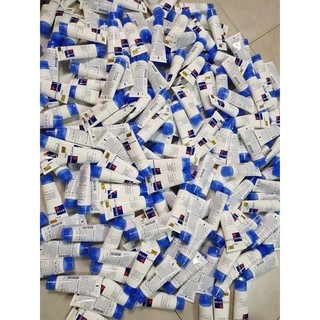 Com bo 20 chai Sửa rửa mặt Acne clear Thái Lan