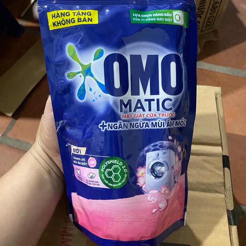 Nước giặt OMO Matic cho máy giặt cửa trước (hkm) 350g