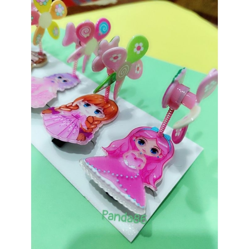 1 Cái Kẹp Tóc Chong Chóng Quay Tròn Hình Công Chúa Dễ Thương