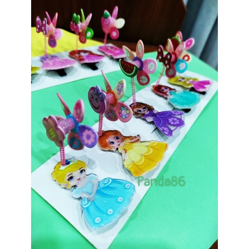 1 Cái Kẹp Tóc Chong Chóng Quay Tròn Hình Công Chúa Dễ Thương