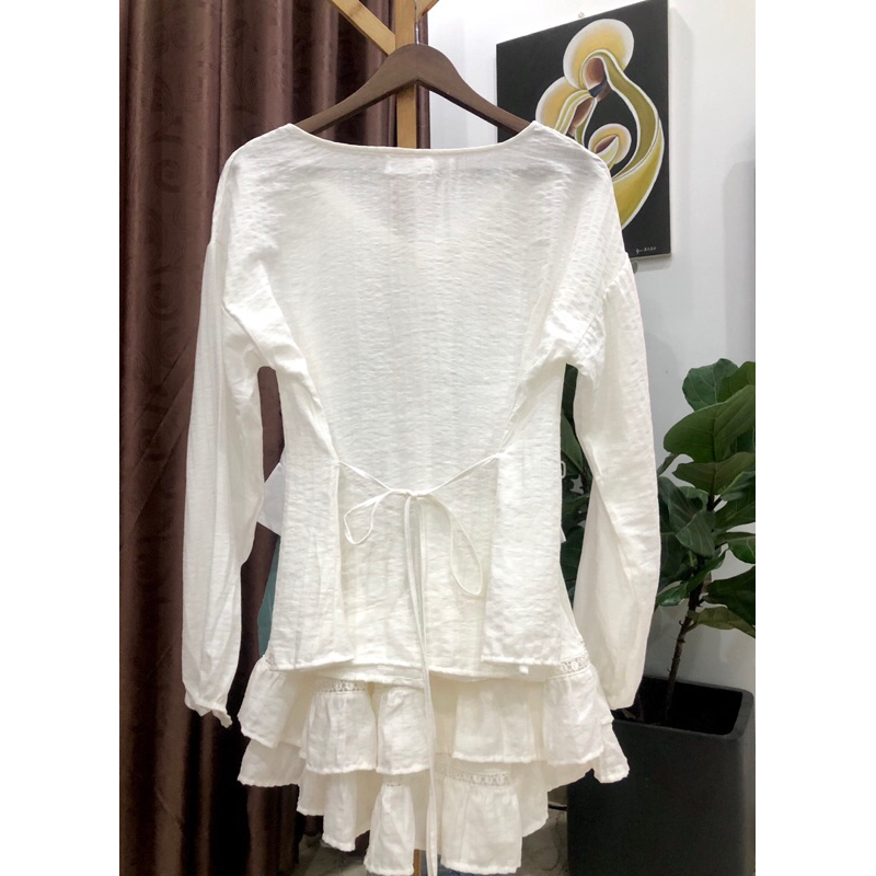 Set áo trắng dài tay thắt eo + váy xoè phối ren thêu cao cấp NEW