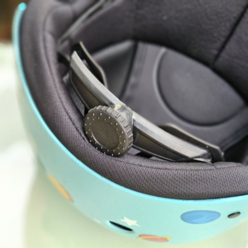 Nón bảo hiểm Nutifood cho bé