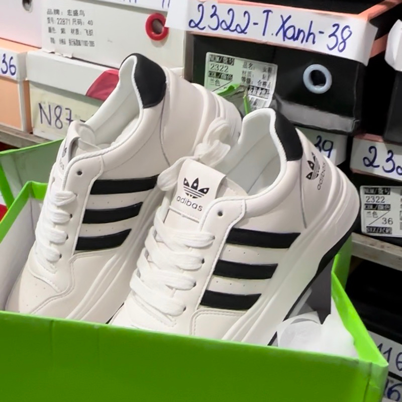 Giày thể thao 3 sọc