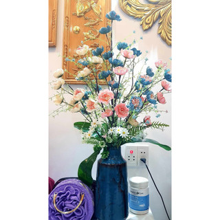 Hoa trà gạo cổ , cành cao 60cm hoa xốp nhụy phủ xốp 1 cành 5 bông và 10 ngọn