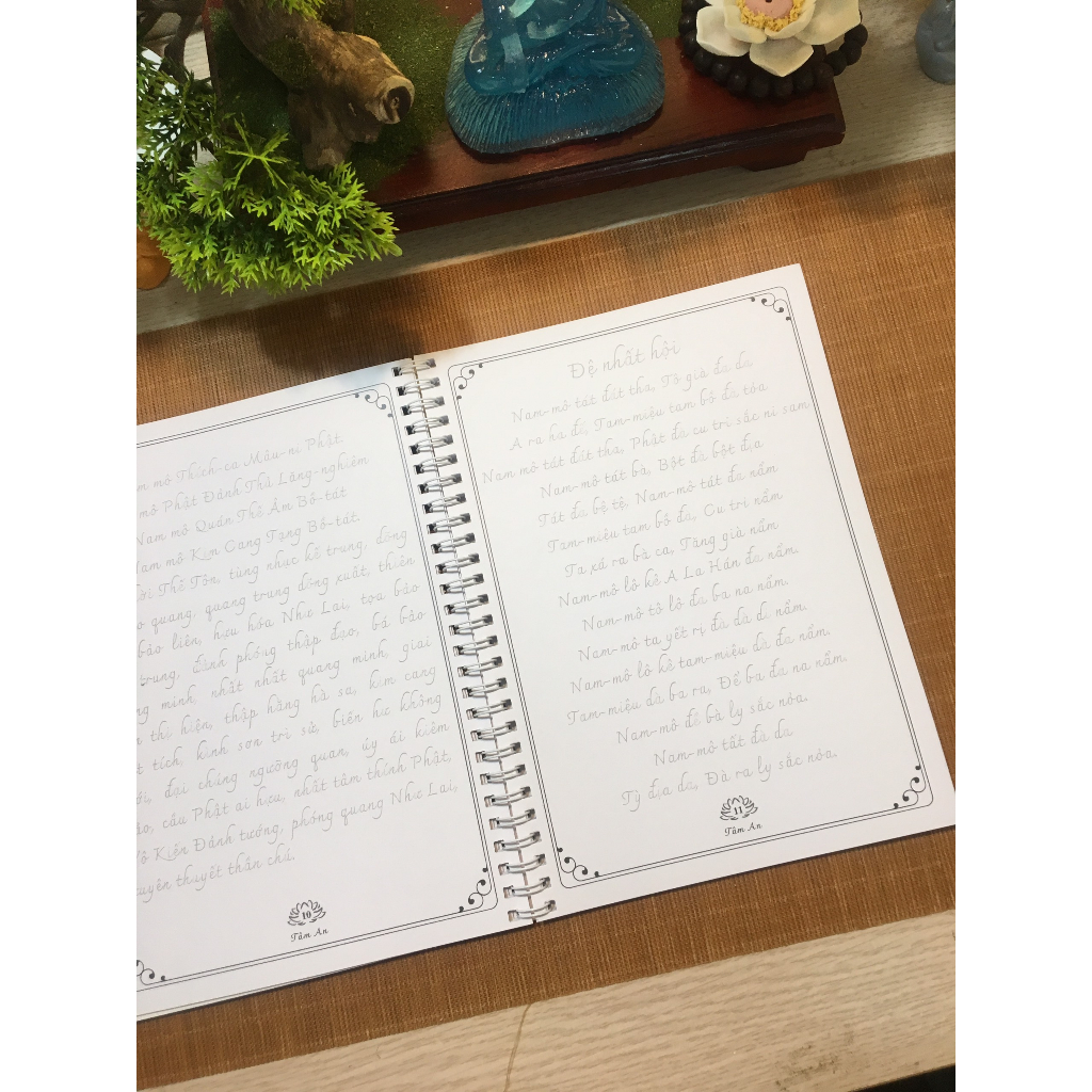 Sổ chép Chú Lăng Nghiêm mờ - Tặng bút chép - Tâm An