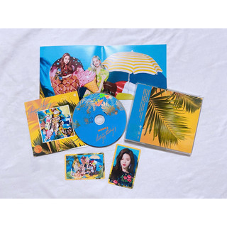 Twice Japan Album Happy Happy đã khui seal, gồm Cd 2 photocard kèm mini Booklet như hình.