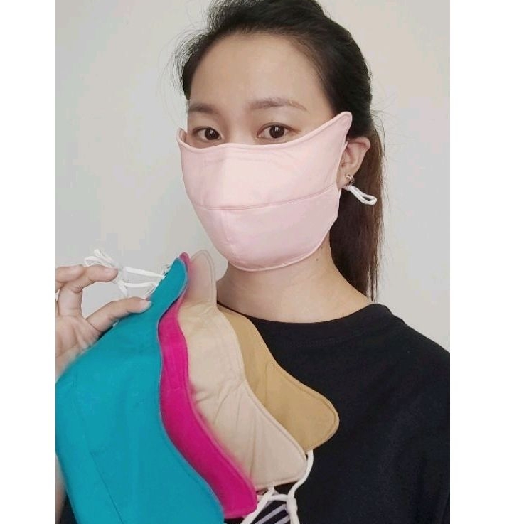 Khẩu trang tai thỏ có kẽm mũi họa tiết bông nhí, có dây rút, nhiều màu