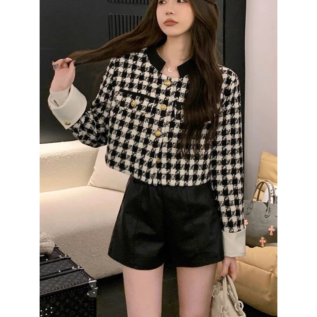 Áo dạ Ziczac chất dạ Tweed hàng 2 lớp có dệm cầu vai và cúc đồng siêu xinh