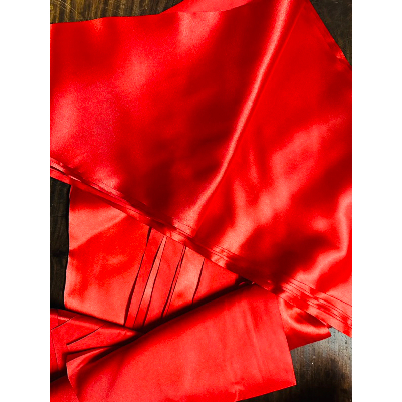 Khăn quàng đỏ  đúng chuẩn Trung ương