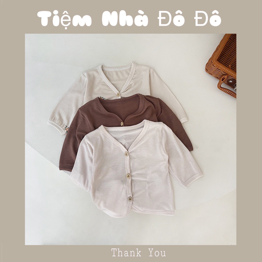 Áo choàng áo khoác carigan cúc gỗ phong cách Hàn Quốc mẫu trơn dài tay mềm mại co dãn cho bé trai bé gái từ 7-15kg